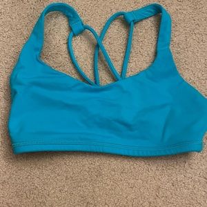 Lululemon bra size 4